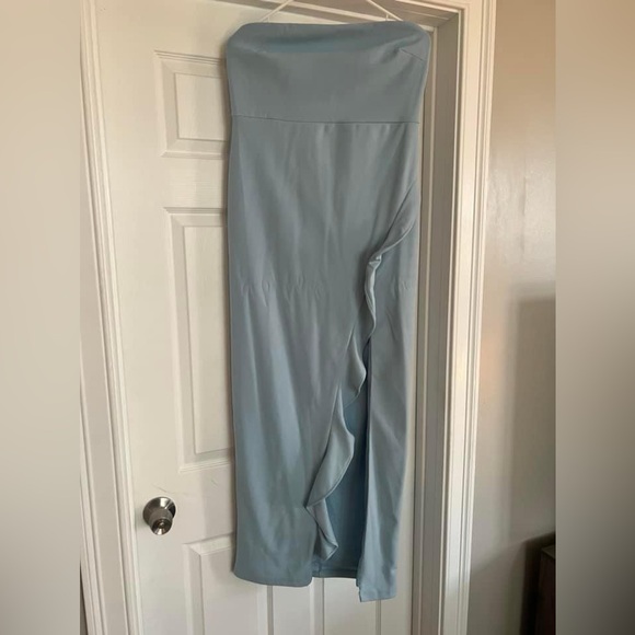 Lulu’s After Hours Ruffle Strapless Maxi Dress Size L - Picture 4 of 5